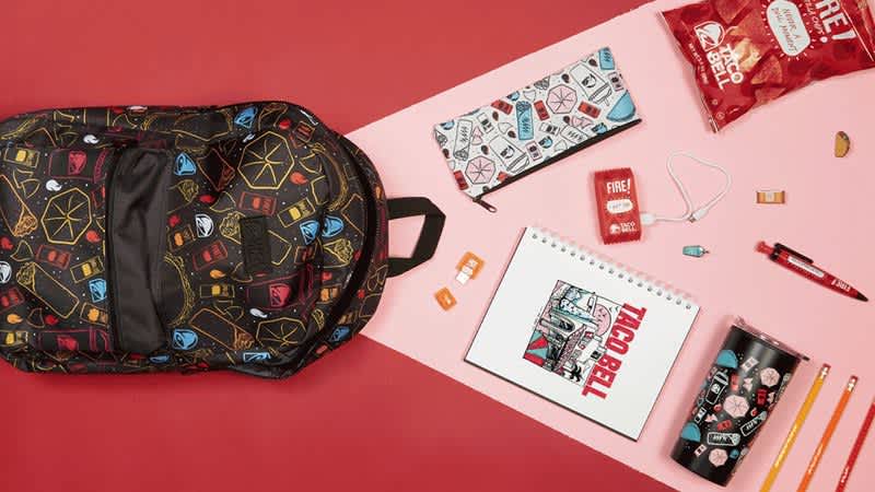 Des fournitures scolaires &agrave; l'image de la marque Taco Bell, comprenant un sac &agrave; doc, une trousse et un carnet