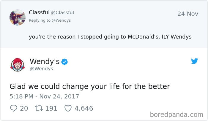 Capture d'&eacute;cran d'une interaction entre Wendy's et un fan sur Twitter